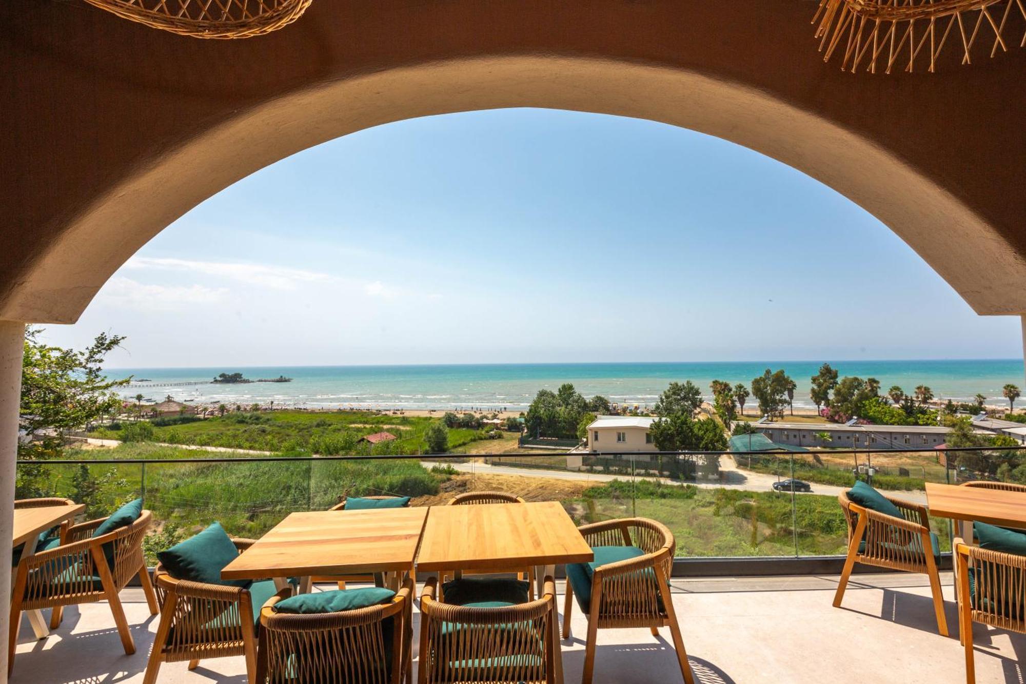 Emara Boutique Hotel Kavaje Bagian luar foto