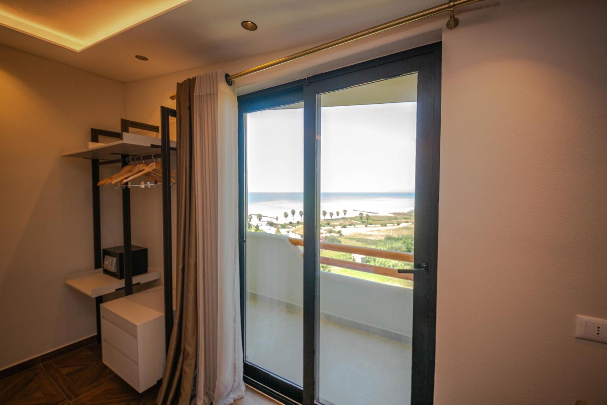 Emara Boutique Hotel Kavaje Bagian luar foto