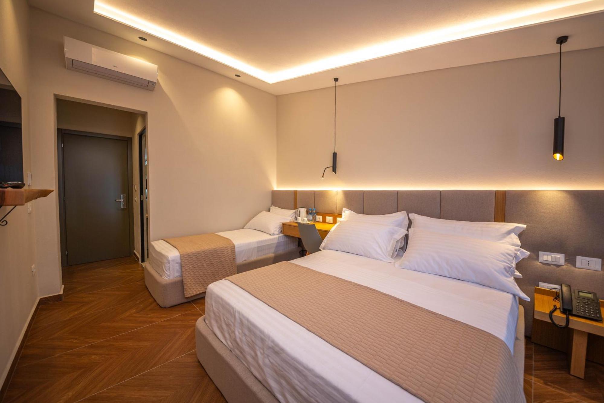 Emara Boutique Hotel Kavaje Ruang foto