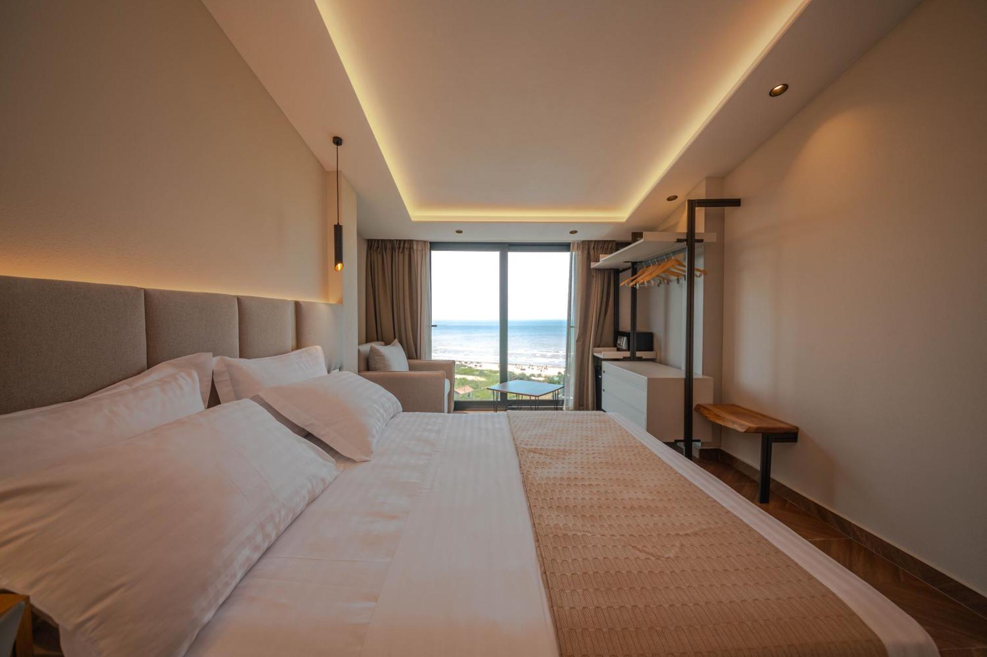 Emara Boutique Hotel Kavaje Bagian luar foto