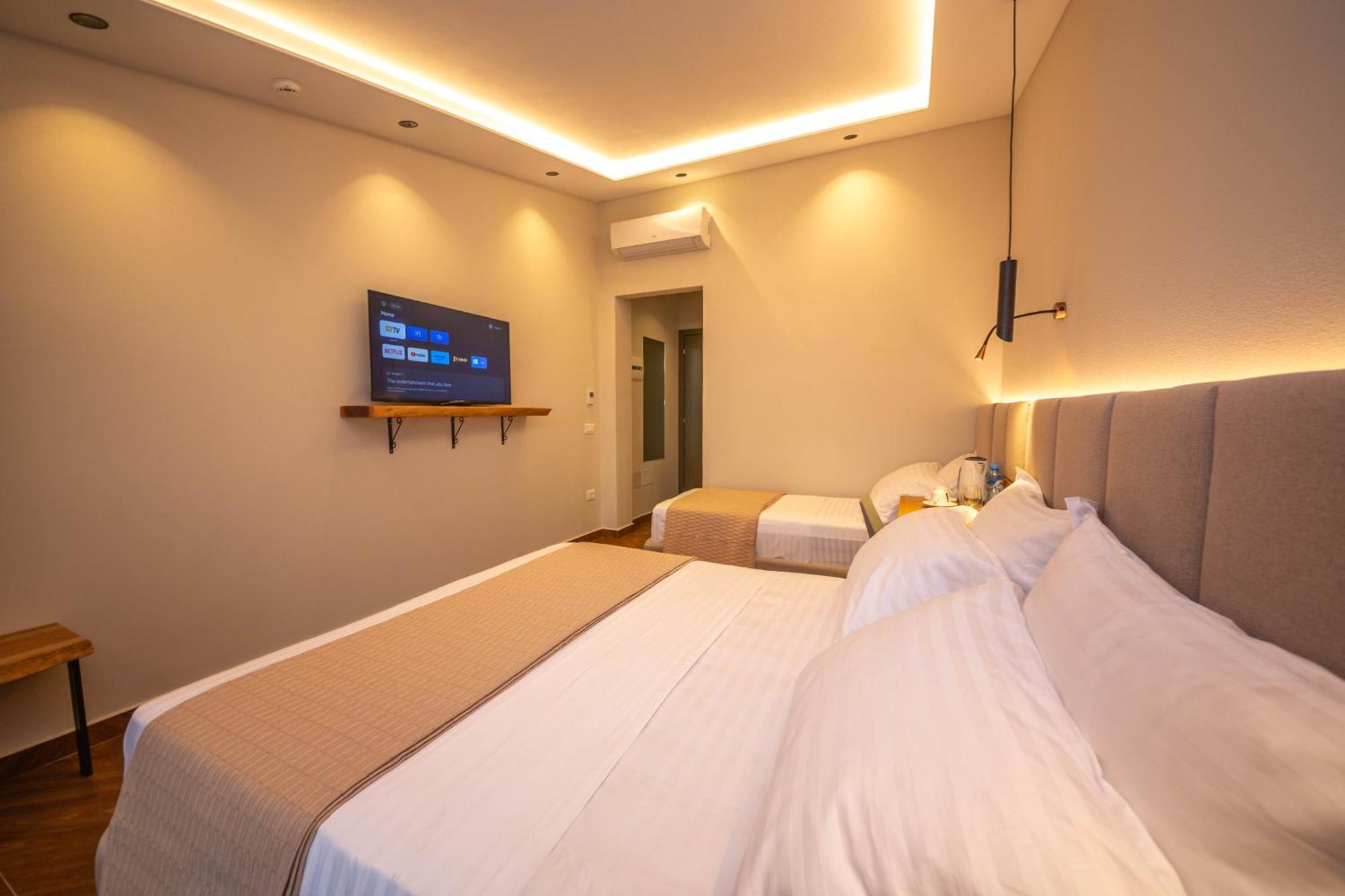 Emara Boutique Hotel Kavaje Ruang foto