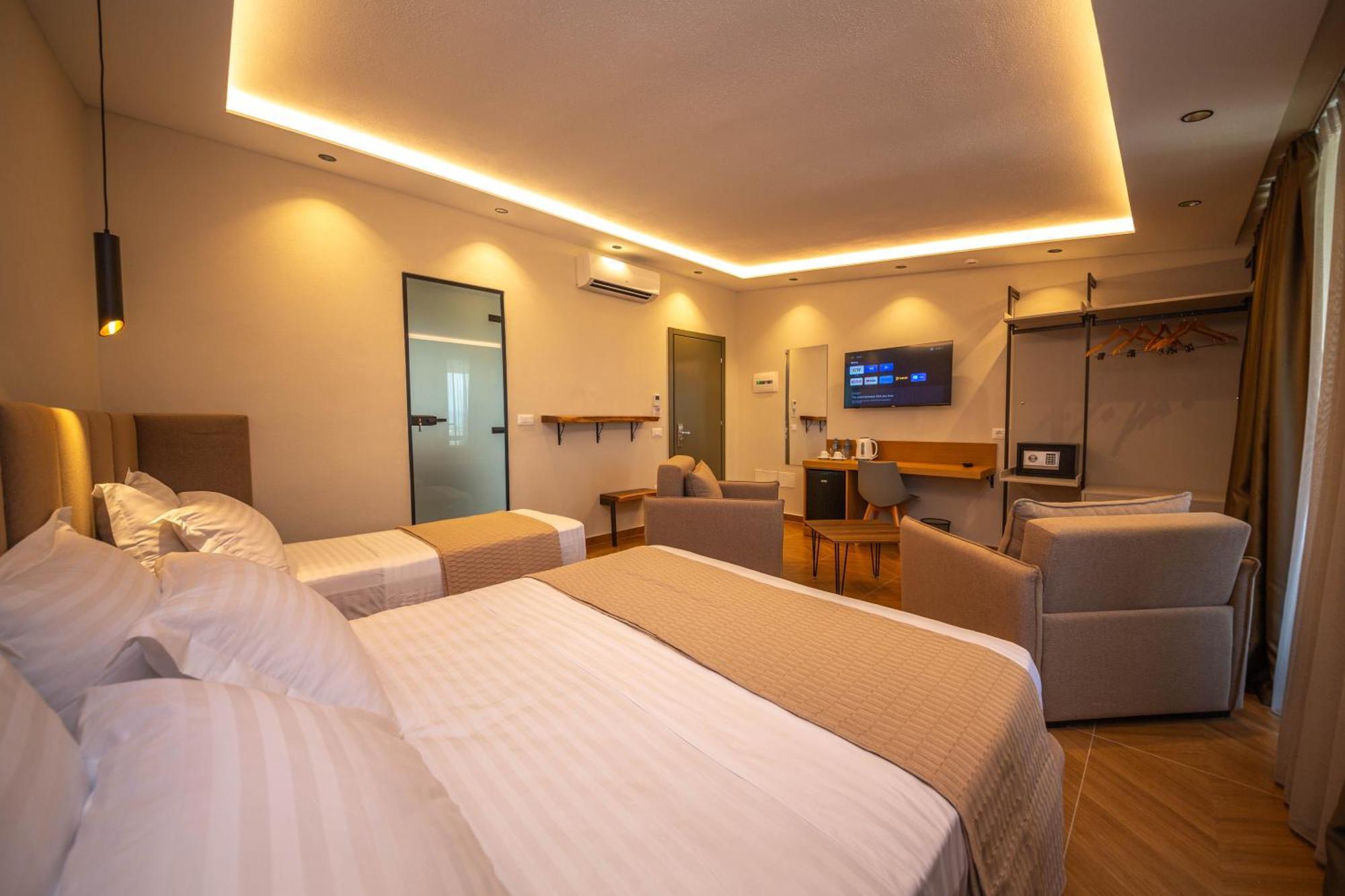 Emara Boutique Hotel Kavaje Ruang foto