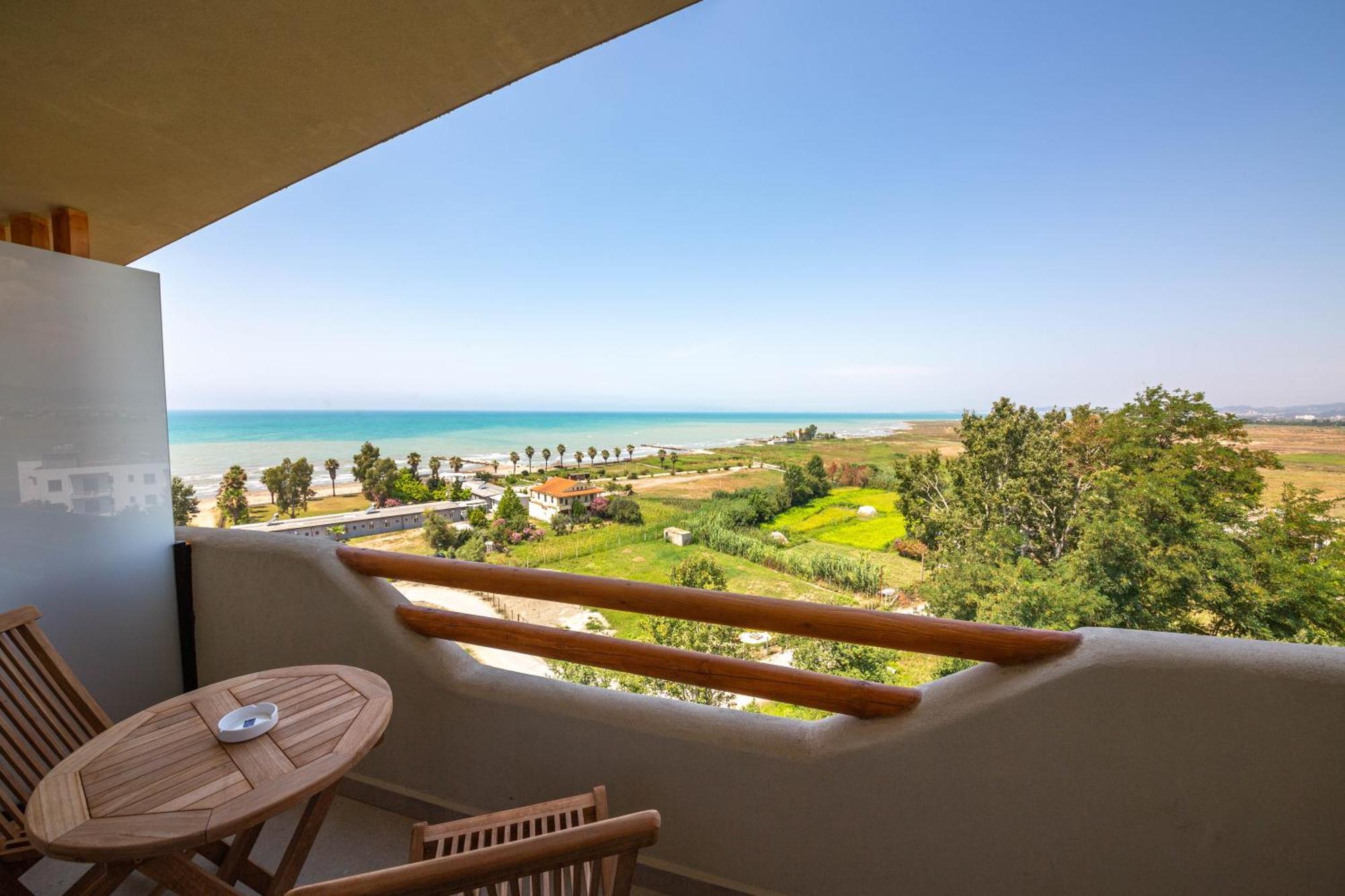 Emara Boutique Hotel Kavaje Bagian luar foto