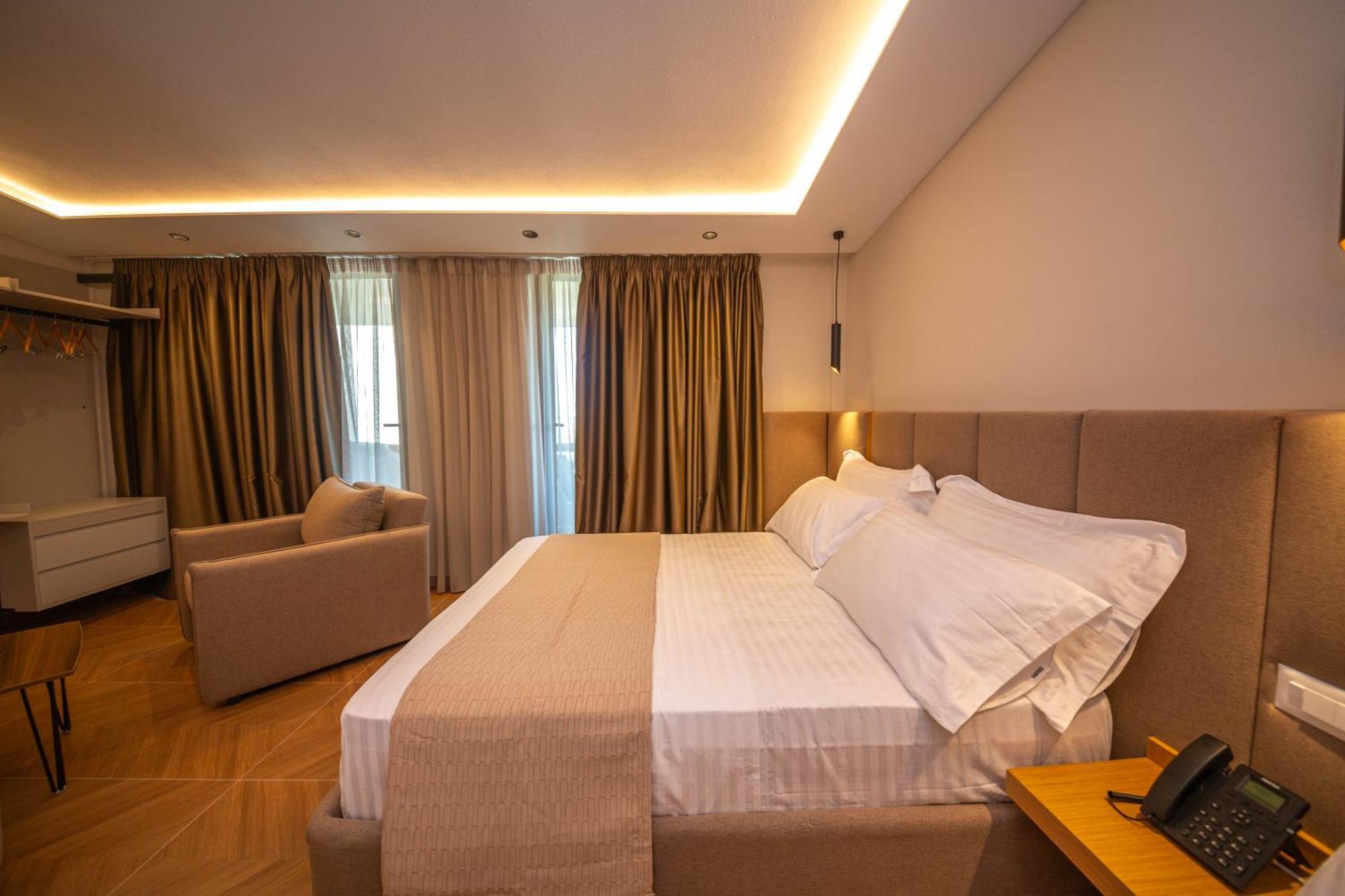 Emara Boutique Hotel Kavaje Ruang foto